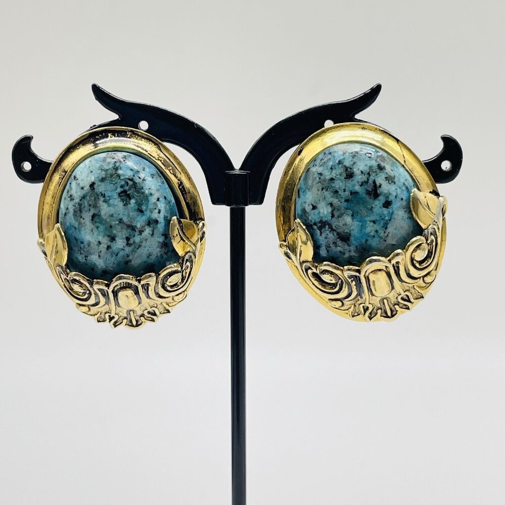 Vintage Gold Tone Clip On Earrings Blue Speckled Cabochon Statement Robins Egg